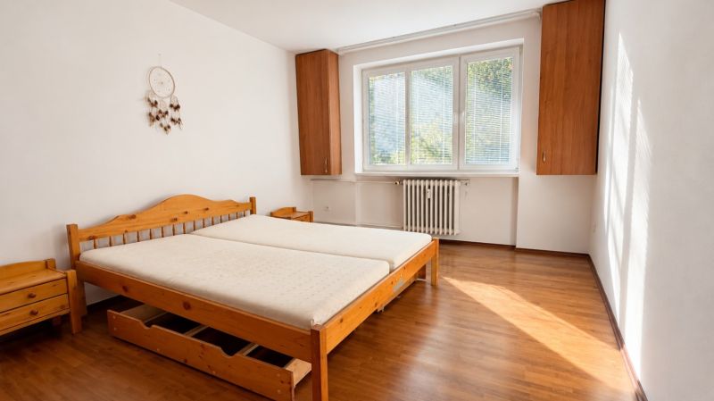Prenájom 4izbový byt , Banská Bystrica - Fornička  (5).jpg